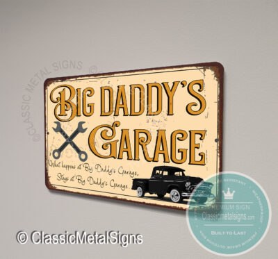 Big Daddyâ€™s Garage Sign