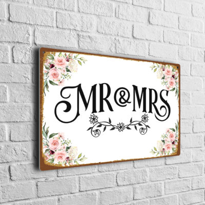 Mr & Mrs Wedding Signs